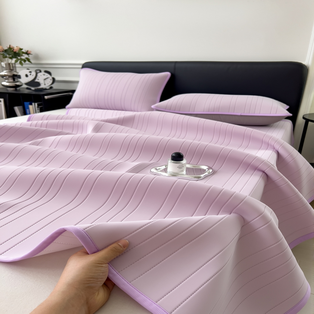 91家纺网 家纺一手货源 找家纺 丝羽坊 2026新款云朵凉感纯色小冰皮软凉席-平铺款 浅紫