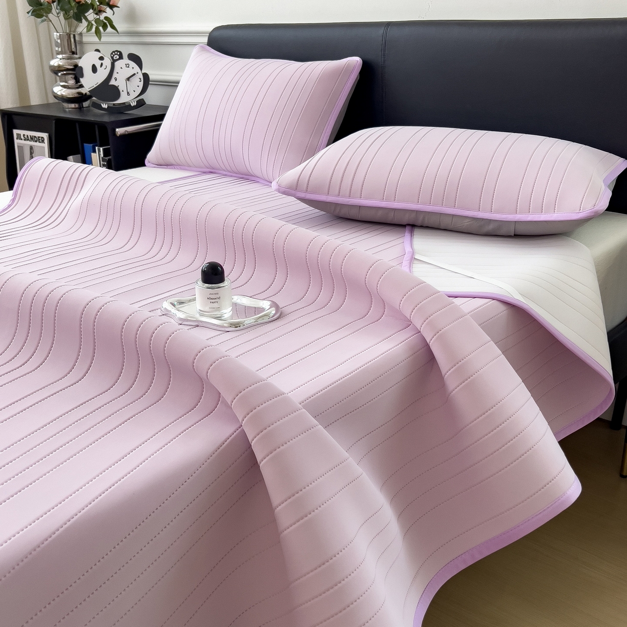 91家纺网 家纺一手货源 找家纺 丝羽坊 2026新款云朵凉感纯色小冰皮软凉席-平铺款 浅紫