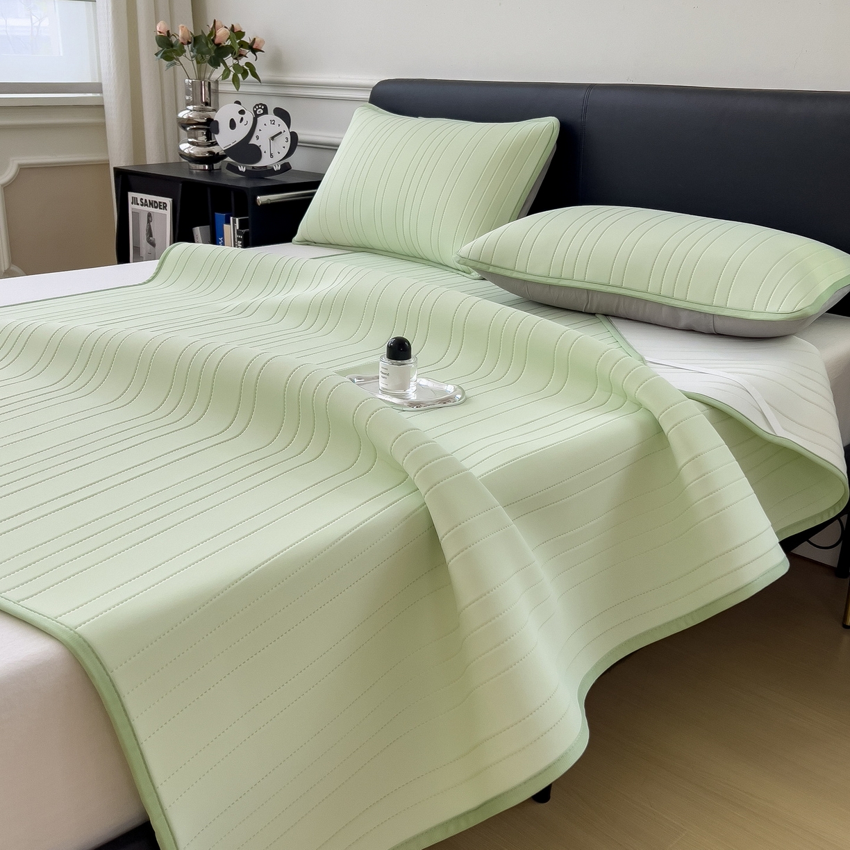 91家纺网 家纺一手货源 找家纺 丝羽坊 2026新款云朵凉感纯色小冰皮软凉席-平铺款 清新绿