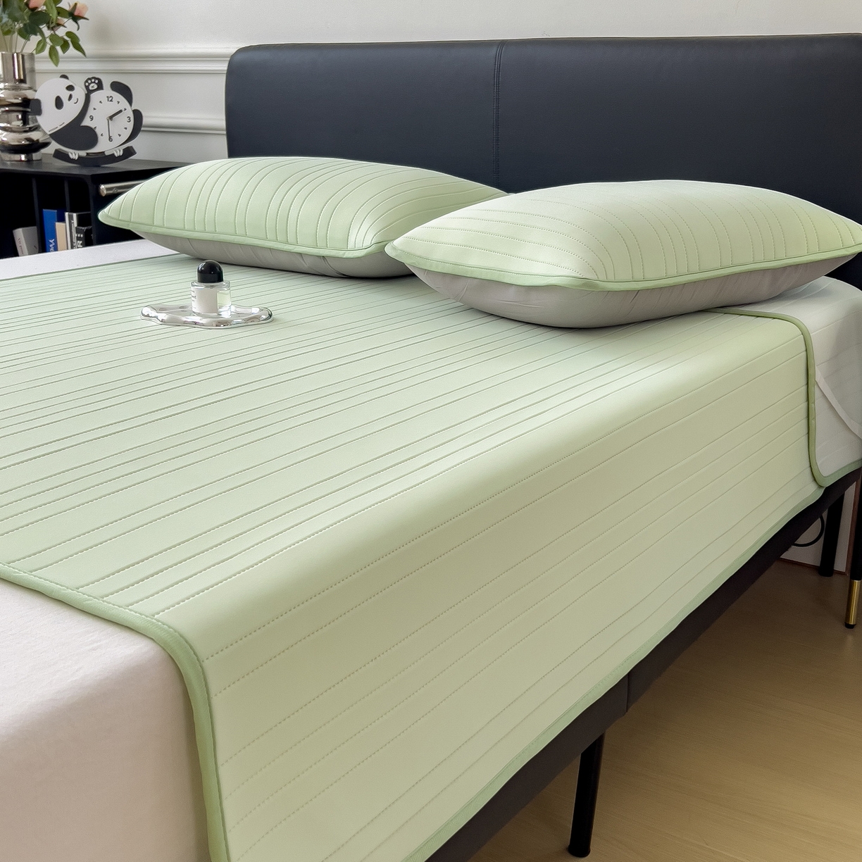 91家纺网 家纺一手货源 找家纺 丝羽坊 2026新款云朵凉感纯色小冰皮软凉席-平铺款 清新绿