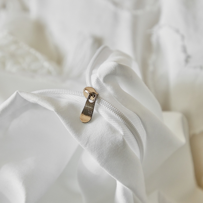 91家纺网 家纺一手货源 找家纺 缘生活 2026春夏新款民宿立体剪花蝴蝶结流苏四件套 剪花爱心流苏本白