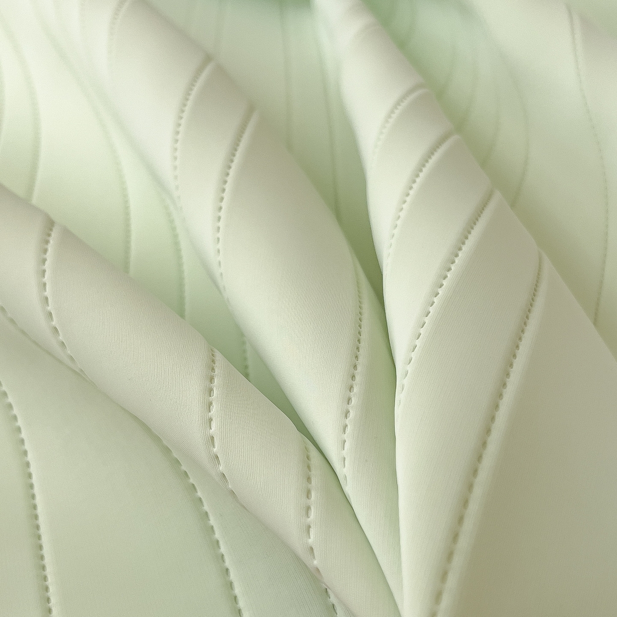 91家纺网 家纺一手货源 找家纺 丝羽坊 2026新款云朵凉感纯色小冰皮软凉席-平铺款 清新绿