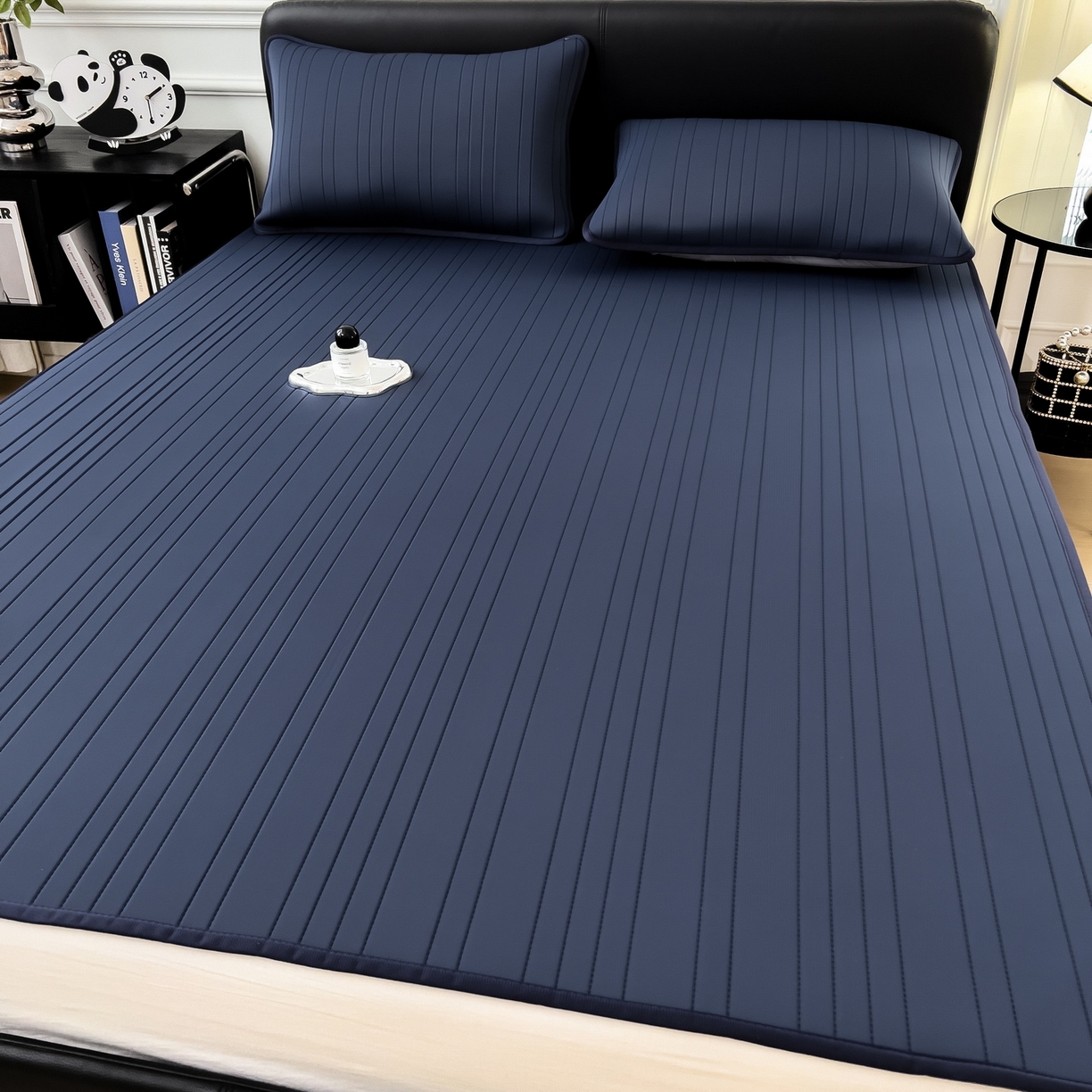 91家纺网 家纺一手货源 找家纺 丝羽坊 2026新款云朵凉感纯色小冰皮软凉席-平铺款 深睡蓝