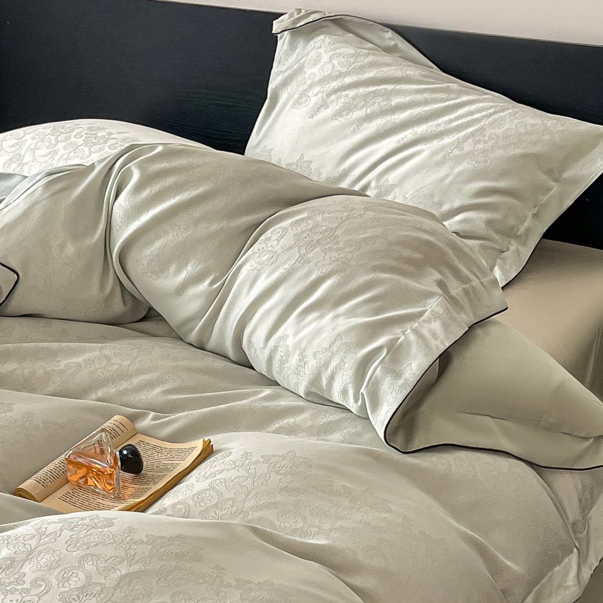 91家纺网 家纺一手货源 找家纺 帝王家纺 2026爆款提花四件套法式轻奢春夏季亲肤棉四季款—暮春 淡绿