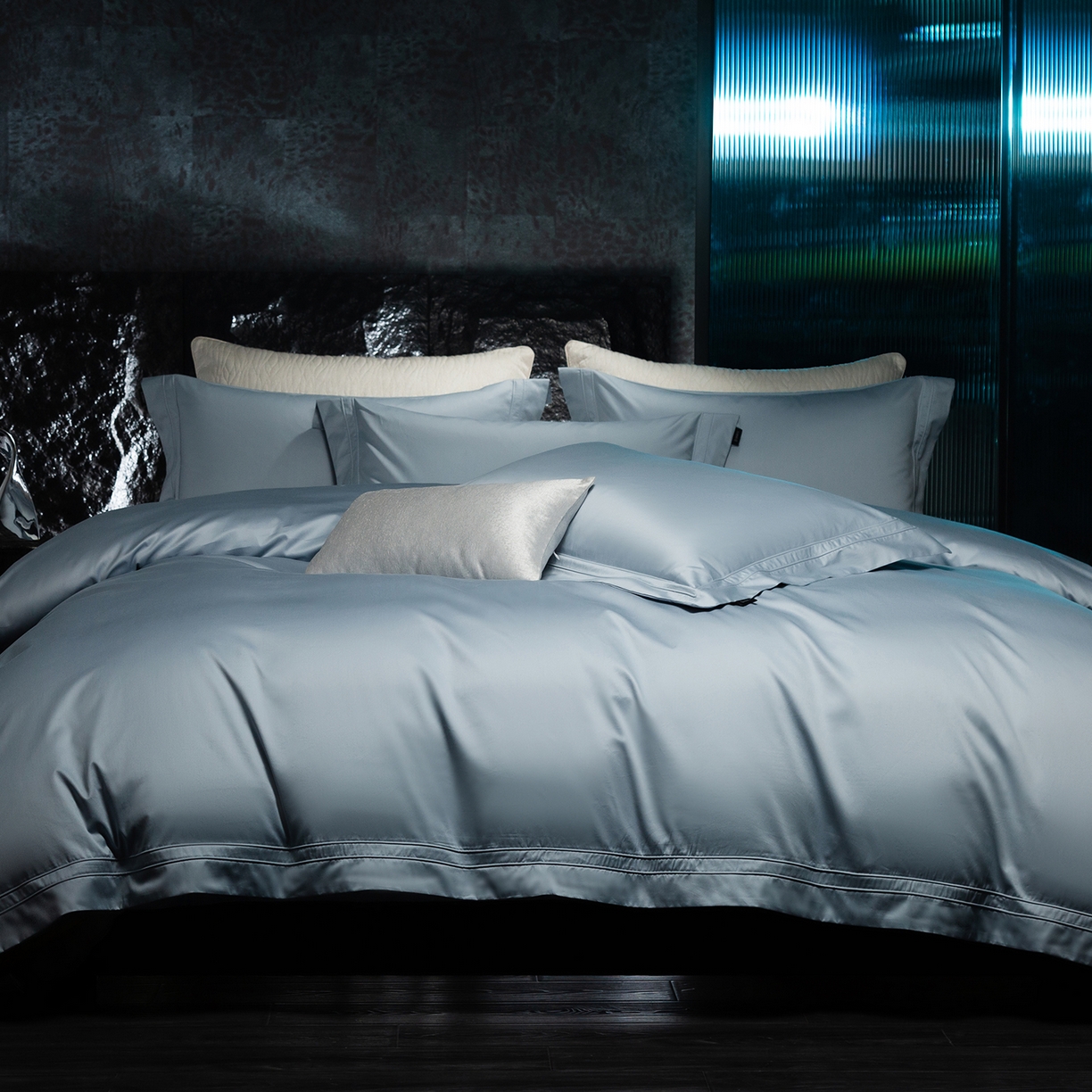 91家纺网 家纺一手货源 找家纺 蕾诺家纺 2026秋冬新品100支双股高奢典藏简约全棉四件套系列 棉凯文-北卡蓝