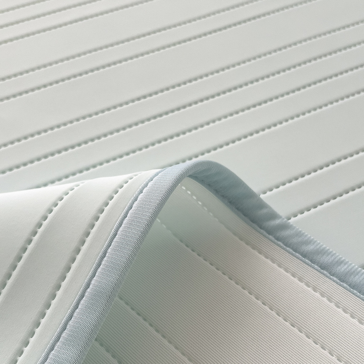 91家纺网 家纺一手货源 找家纺 丝羽坊 2026新款云朵凉感纯色小冰皮软凉席-平铺款 甜心蓝