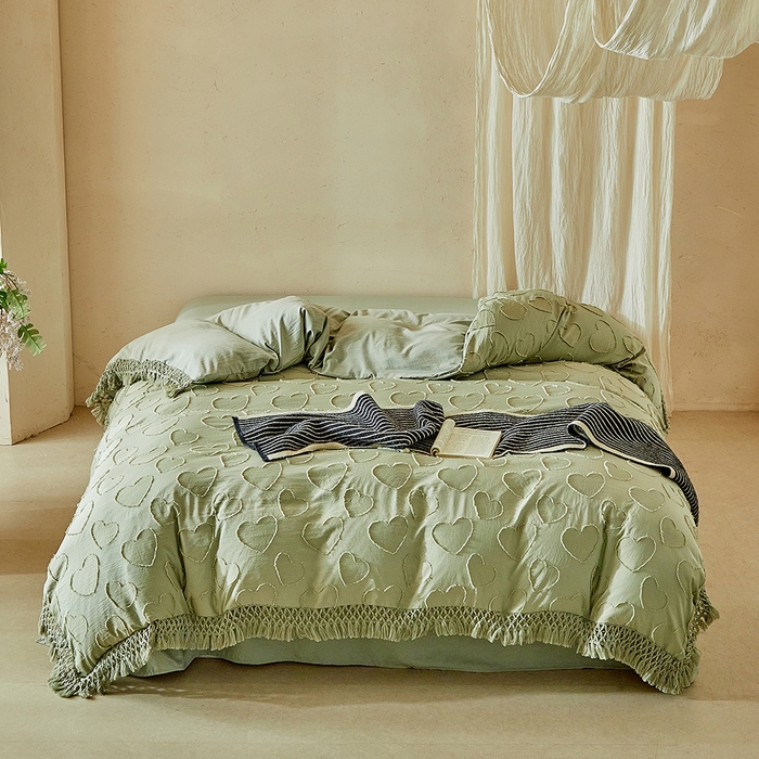 91家纺网 家纺一手货源 找家纺 缘生活 2026春夏新款民宿立体剪花蝴蝶结流苏四件套 剪花爱心流苏抹茶绿