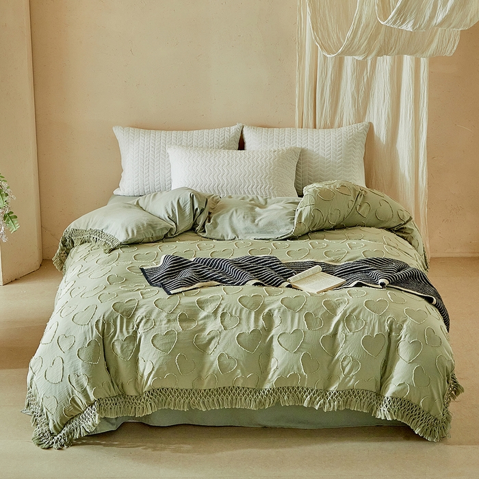 91家纺网 家纺一手货源 找家纺 缘生活 2026春夏新款民宿立体剪花蝴蝶结流苏四件套 剪花爱心流苏抹茶绿