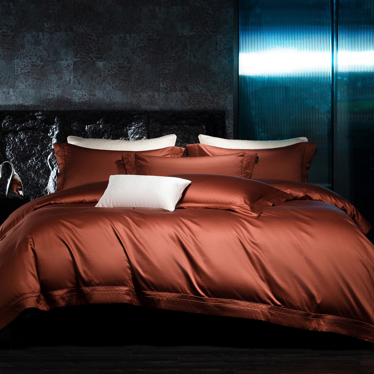 91家纺网 家纺一手货源 找家纺 蕾诺家纺 2026秋冬新品100支双股高奢典藏简约全棉四件套系列 棉凯文-紫纱