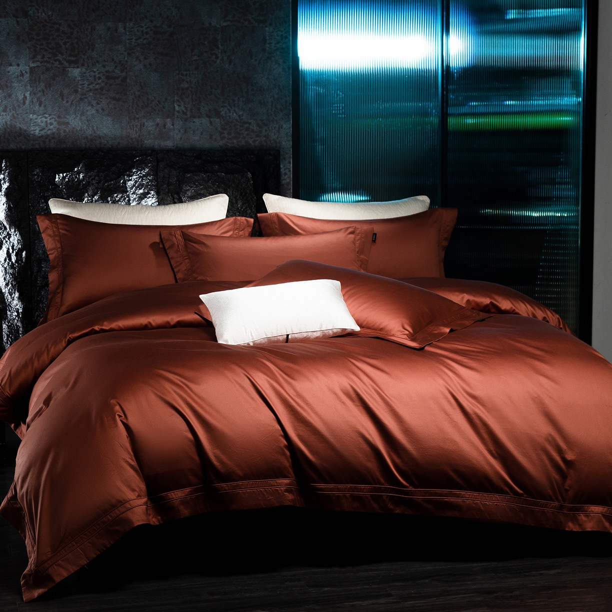 91家纺网 家纺一手货源 找家纺 蕾诺家纺 2026秋冬新品100支双股高奢典藏简约全棉四件套系列 棉凯文-紫纱