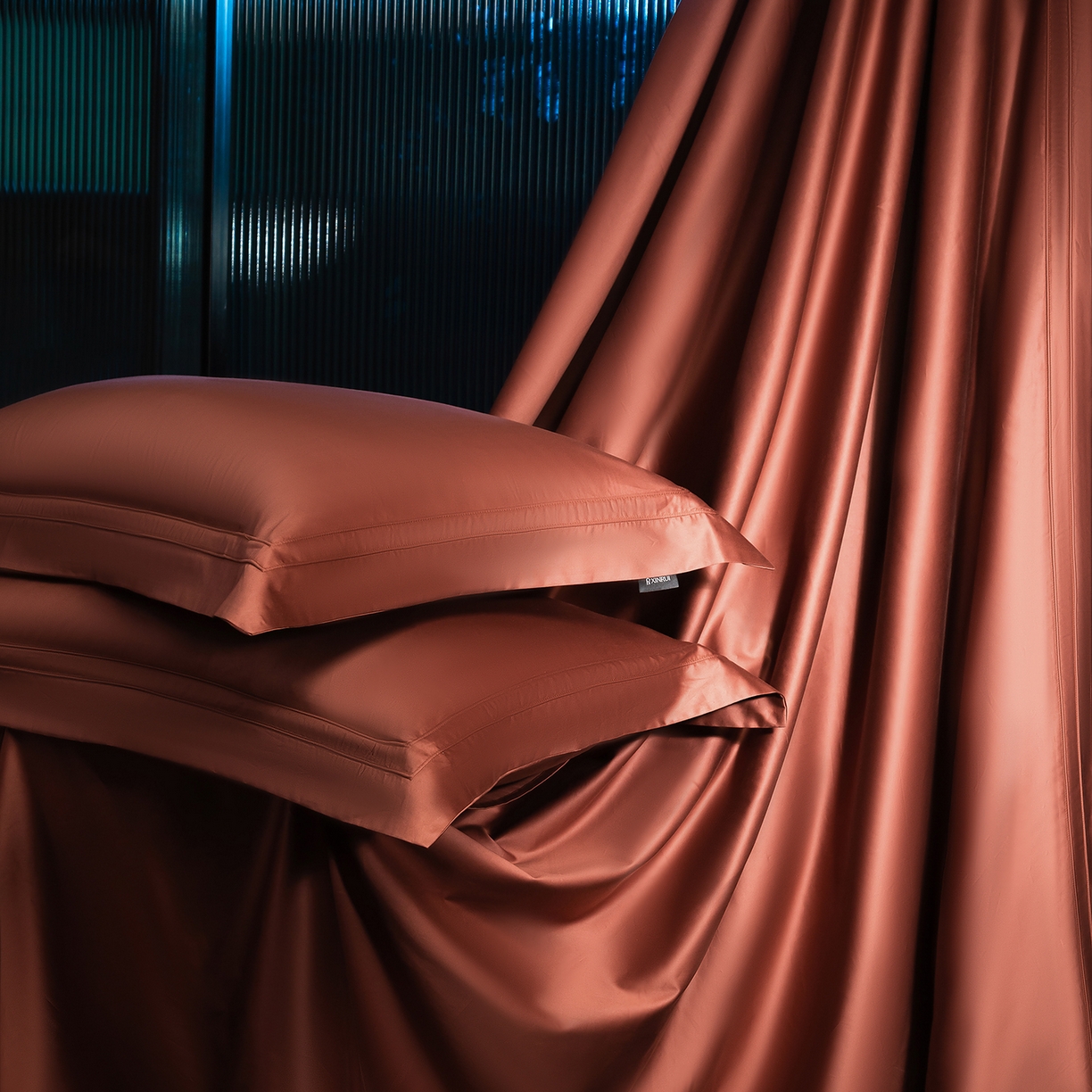 91家纺网 家纺一手货源 找家纺 蕾诺家纺 2026秋冬新品100支双股高奢典藏简约全棉四件套系列 棉凯文-紫纱