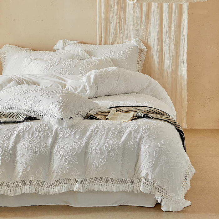 91家纺网 家纺一手货源 找家纺 缘生活 2026春夏新款民宿立体剪花蝴蝶结流苏四件套 剪花落叶流苏本白