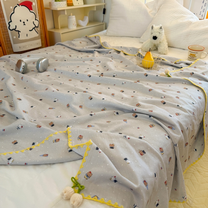 91家纺网 家纺一手货源 找家纺 潮邦创意家居 2026新A类全棉双层纱三角针四角郁金香吊坠盖毯—郁金纱语系列【含A类检测报告】 萌趣猫