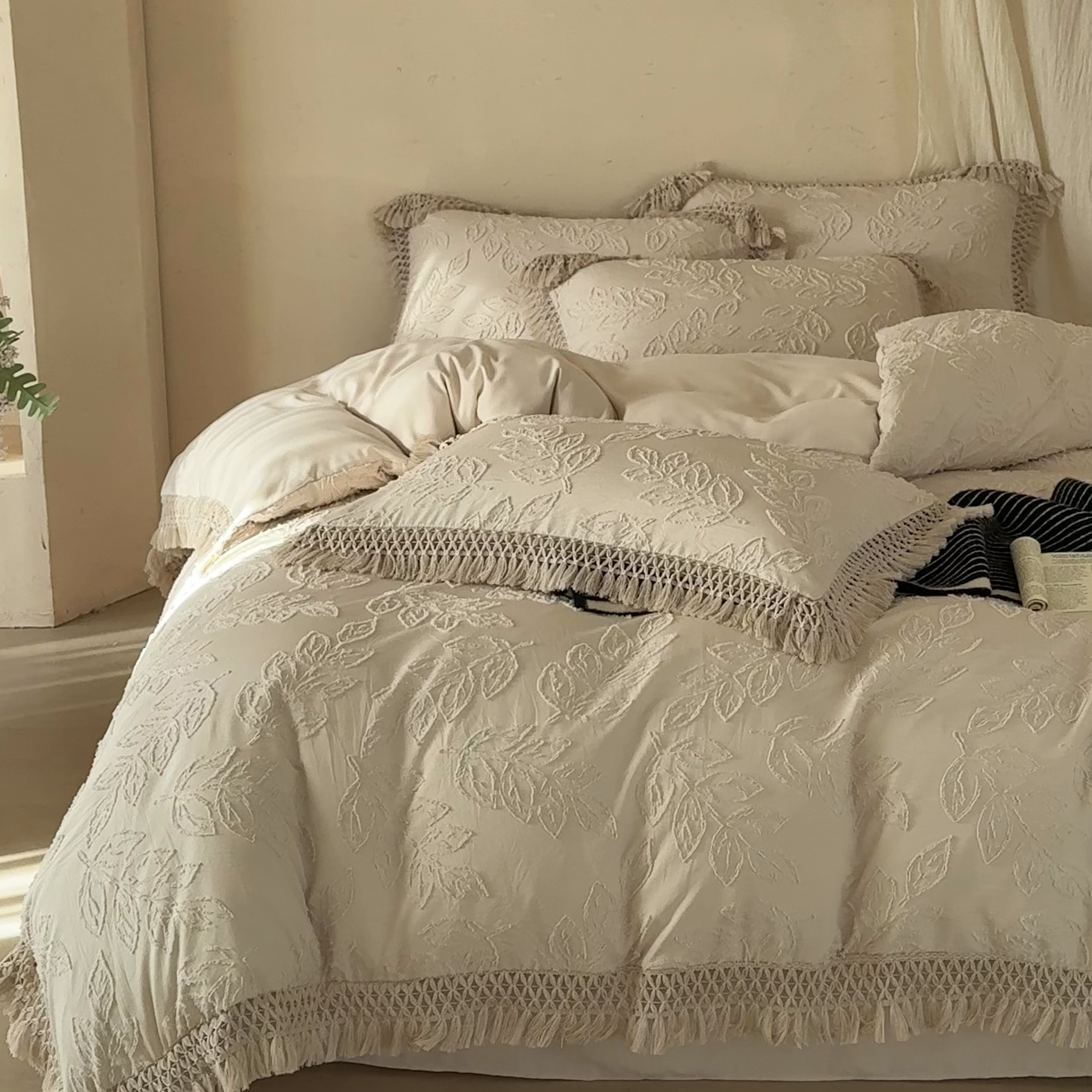 91家纺网 家纺一手货源 找家纺 缘生活 2026春夏新款民宿立体剪花蝴蝶结流苏四件套 剪花落叶流苏卡其