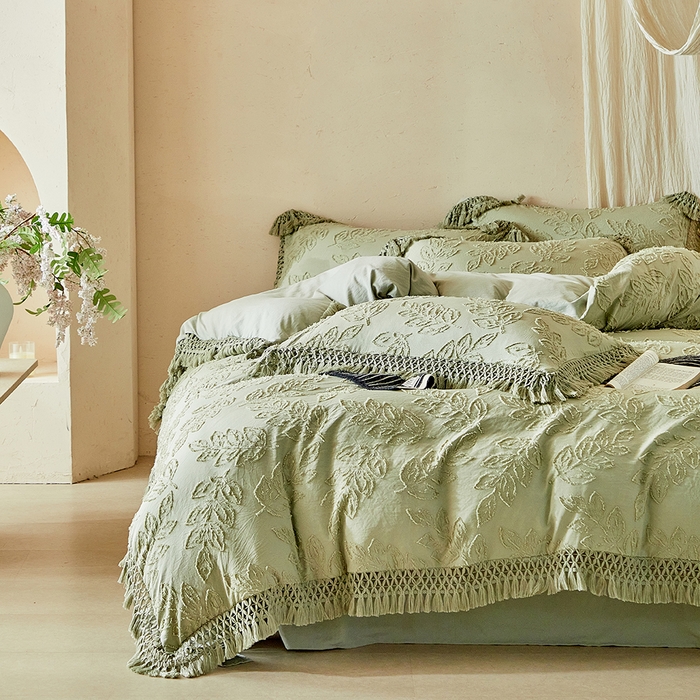 91家纺网 家纺一手货源 找家纺 缘生活 2026春夏新款民宿立体剪花蝴蝶结流苏四件套 剪花落叶流苏抹茶绿