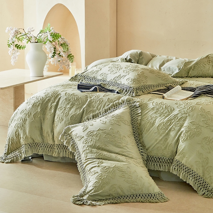 91家纺网 家纺一手货源 找家纺 缘生活 2026春夏新款民宿立体剪花蝴蝶结流苏四件套 剪花落叶流苏抹茶绿