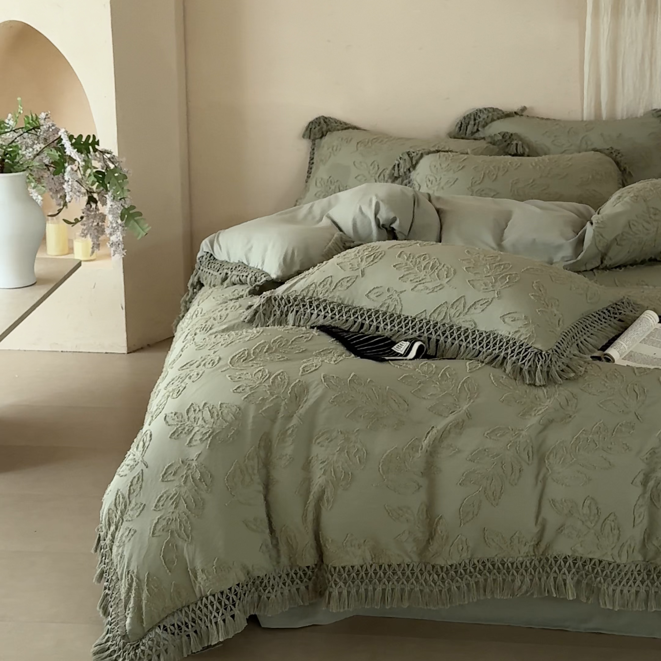 91家纺网 家纺一手货源 找家纺 缘生活 2026春夏新款民宿立体剪花蝴蝶结流苏四件套 剪花落叶流苏抹茶绿