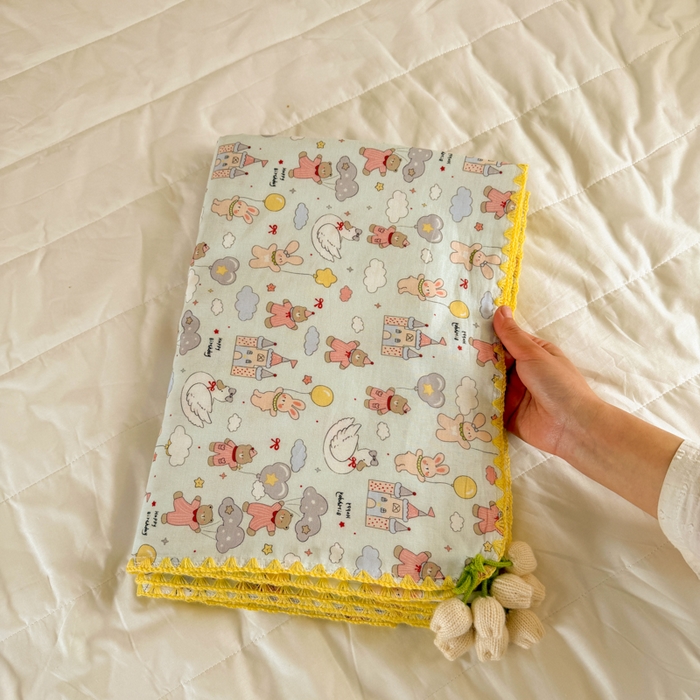 91家纺网 家纺一手货源 找家纺 潮邦创意家居 2026新A类全棉双层纱三角针四角郁金香吊坠盖毯—郁金纱语系列【含A类检测报告】 气球小兔