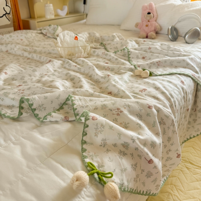 91家纺网 家纺一手货源 找家纺 潮邦创意家居 2026新A类全棉双层纱三角针四角郁金香吊坠盖毯—郁金纱语系列【含A类检测报告】 素色林间