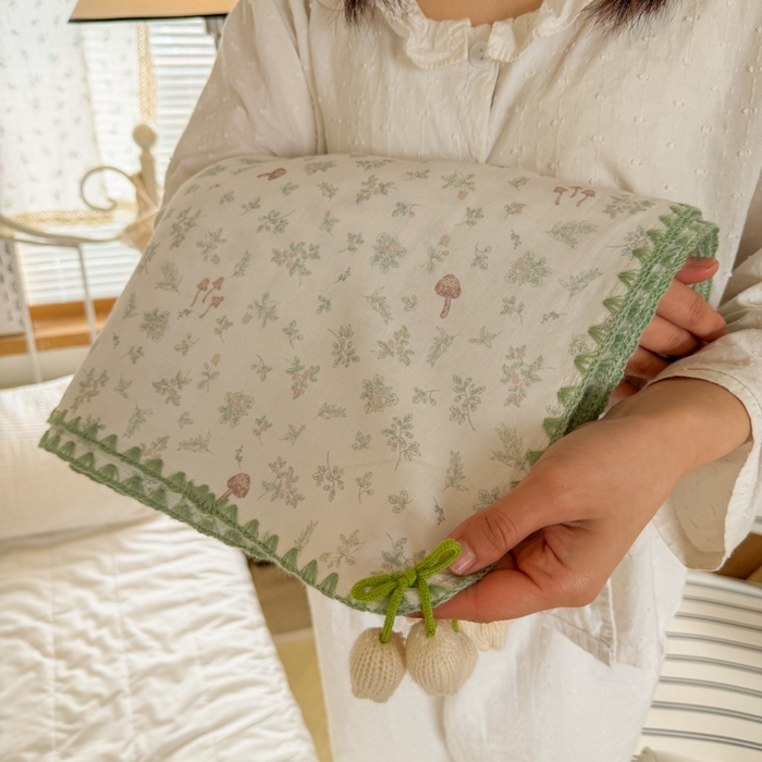 91家纺网 家纺一手货源 找家纺 潮邦创意家居 2026新A类全棉双层纱三角针四角郁金香吊坠盖毯—郁金纱语系列【含A类检测报告】 素色林间