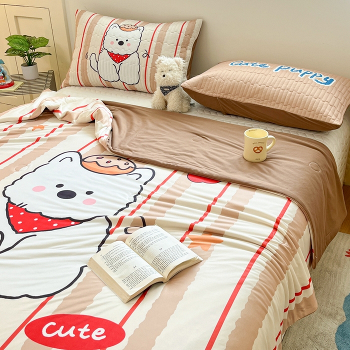 91家纺网 家纺一手货源 找家纺 大彩家居 2026新款针织夏被床盖四件套 燕麦拿铁熊