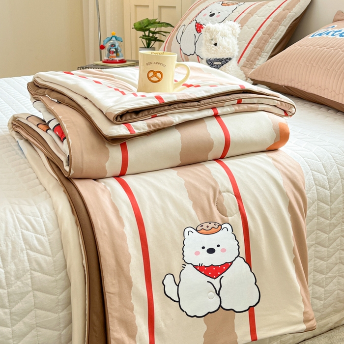 91家纺网 家纺一手货源 找家纺 大彩家居 2026新款针织夏被床盖四件套 燕麦拿铁熊