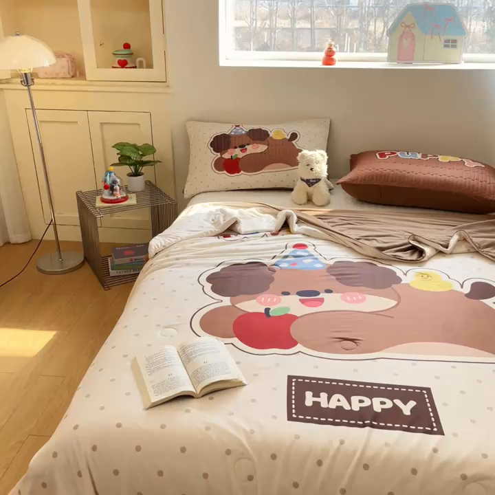 91家纺网 家纺一手货源 找家纺 大彩家居 2026新款针织夏被床盖四件套 慵懒小狗1