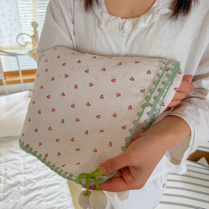 91家纺网 家纺一手货源 找家纺 潮邦创意家居 2026新A类全棉双层纱三角针四角郁金香吊坠盖毯—郁金纱语系列【含A类检测报告】 樱桃圆点