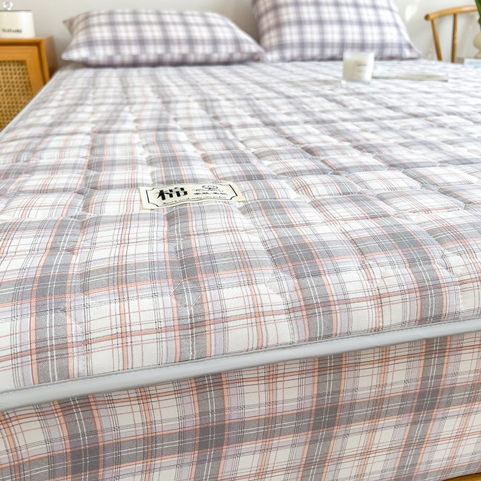 91家纺网 家纺一手货源 找家纺 （总）蕾诺家纺 2026新款色织水洗棉棉花夹棉床笠保护套