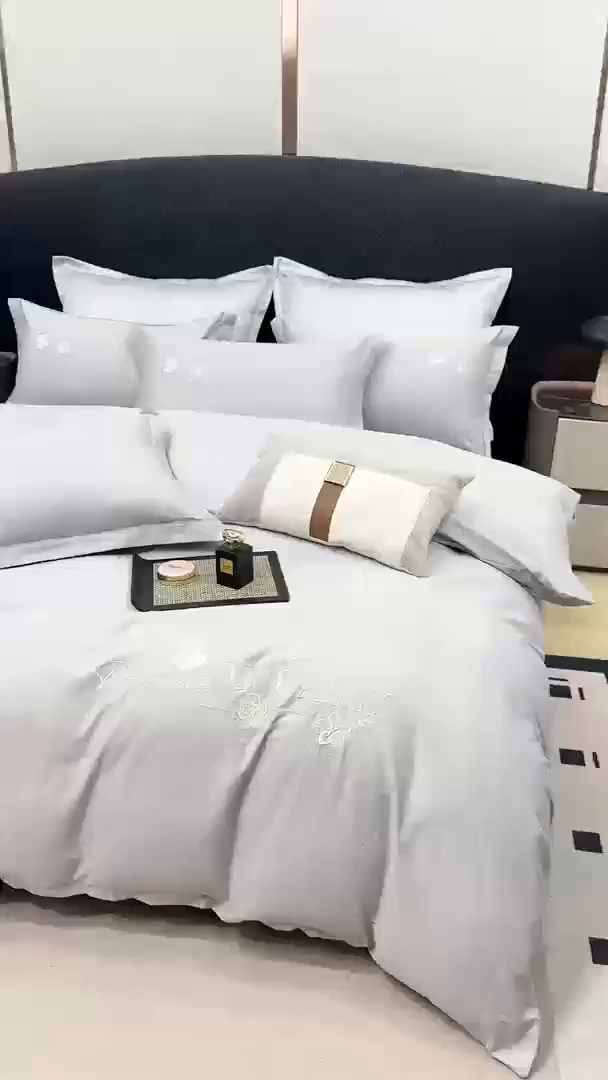 91家纺网 家纺一手货源 找家纺 昊翔家纺 2026全棉纯棉刺绣花四件套40支长绒棉100% 棉礼盒包装 春妍-银灰