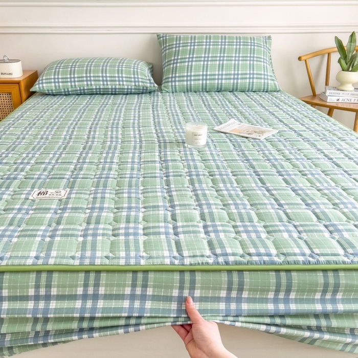 91家纺网 家纺一手货源 找家纺 蕾诺家纺 2026新款色织水洗棉棉花夹棉床笠保护套 时光绿