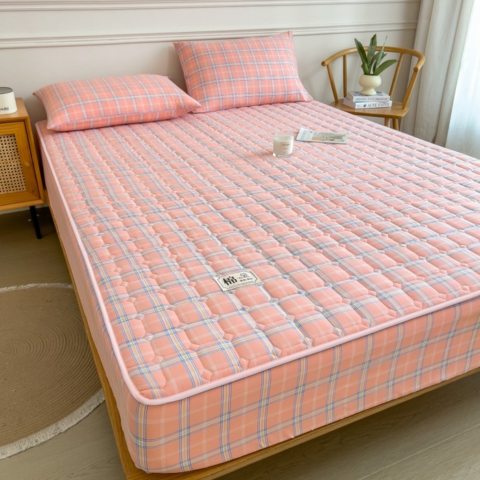 91家纺网 家纺一手货源 找家纺 蕾诺家纺 2026新款色织水洗棉棉花夹棉床笠保护套 威尼斯粉