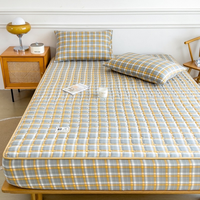 91家纺网 家纺一手货源 找家纺 蕾诺家纺 2026新款色织水洗棉棉花夹棉床笠保护套 心语-咖