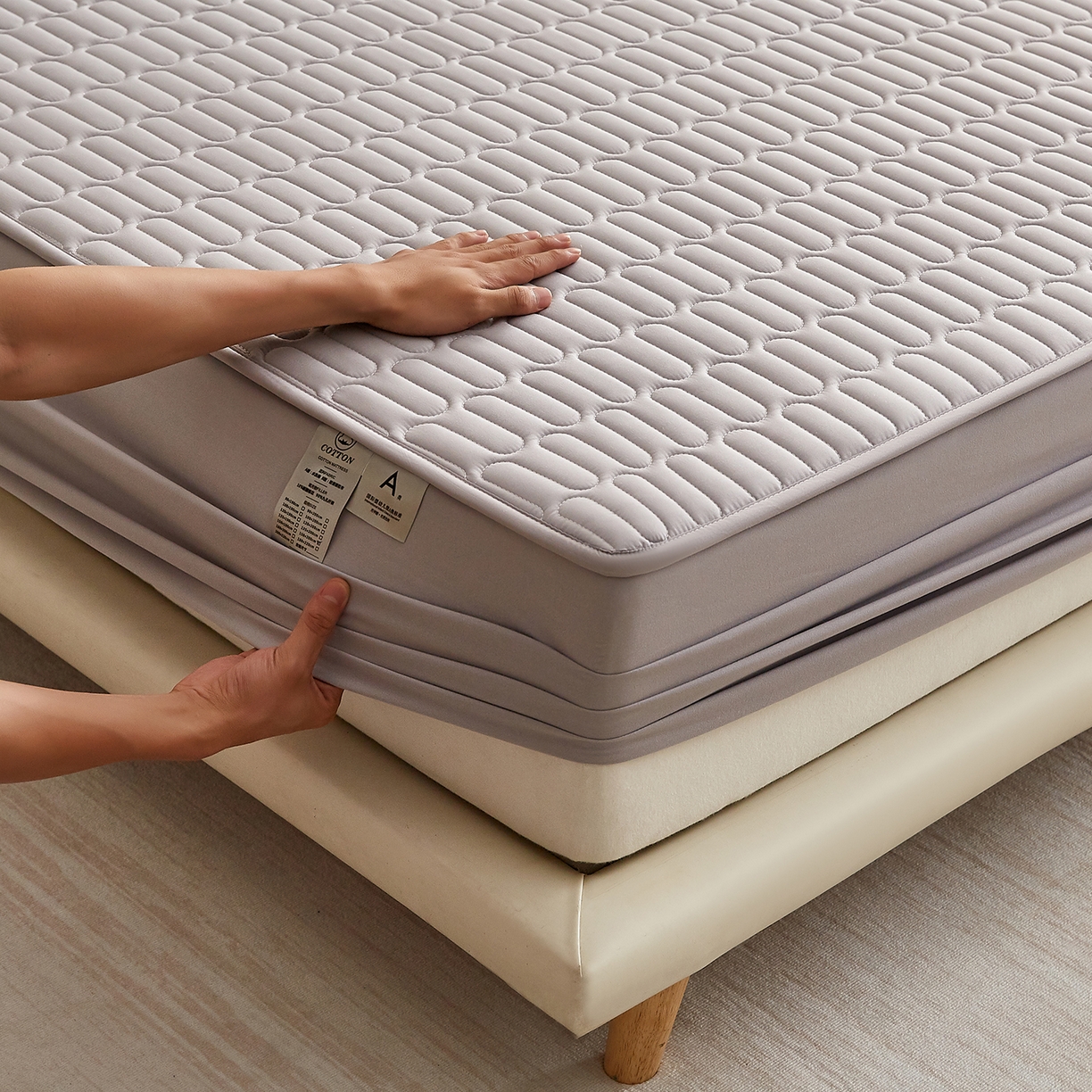 91家纺网 家纺一手货源 找家纺 蕾诺家纺 2026新款菱格水洗棉加厚夹棉床笠保护套 菱格-浅灰