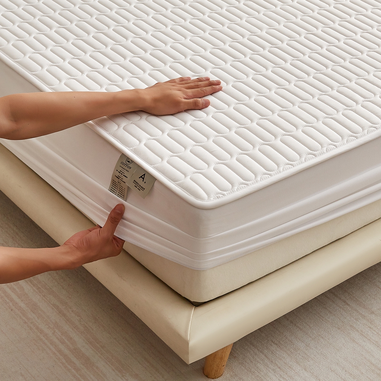 91家纺网 家纺一手货源 找家纺 蕾诺家纺 2026新款菱格水洗棉加厚夹棉床笠保护套 菱格-白色