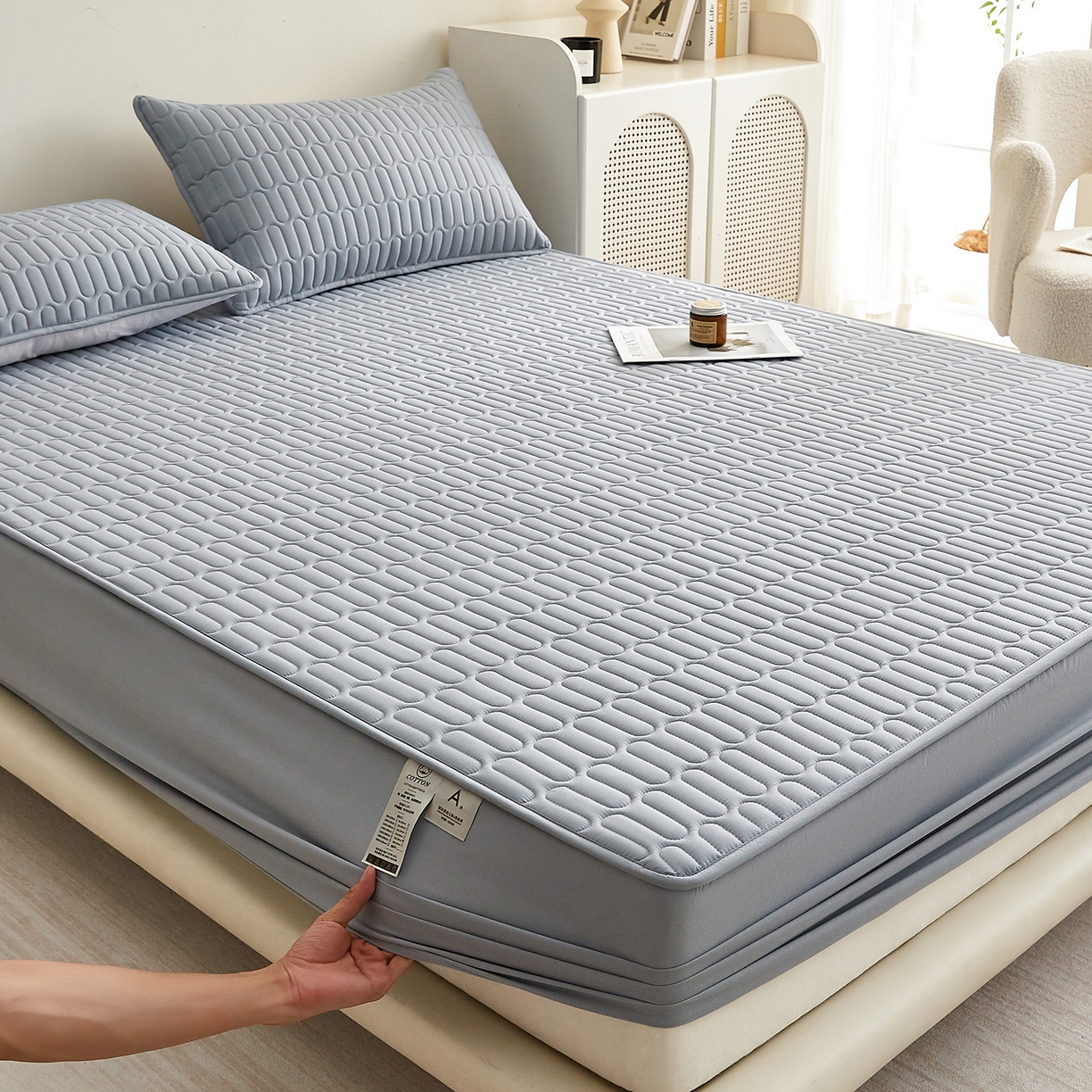 91家纺网 家纺一手货源 找家纺 蕾诺家纺 2026新款菱格水洗棉加厚夹棉床笠保护套 菱格-蓝灰