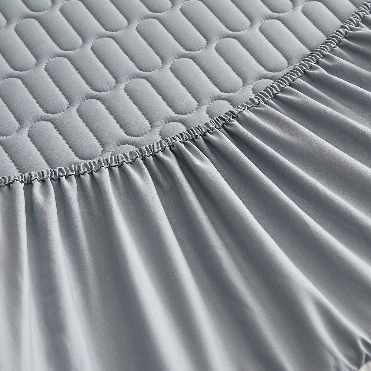 91家纺网 家纺一手货源 找家纺 蕾诺家纺 2026新款菱格水洗棉加厚夹棉床笠保护套 菱格-蓝灰