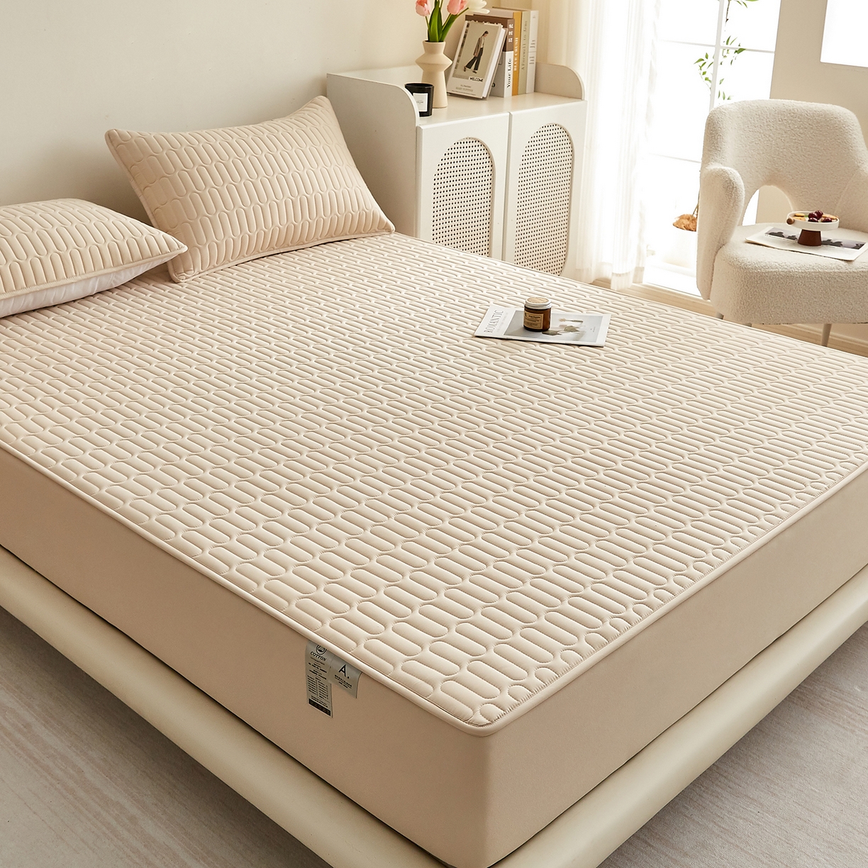 91家纺网 家纺一手货源 找家纺 蕾诺家纺 2026新款菱格水洗棉加厚夹棉床笠保护套 菱格-驼色