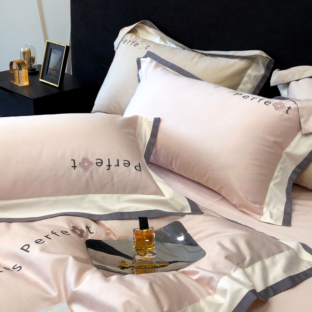 91家纺网 家纺一手货源 找家纺 （总）蕾诺家纺 2026秋冬新款100s高奢典藏简约全棉四件套-莫斯科系列