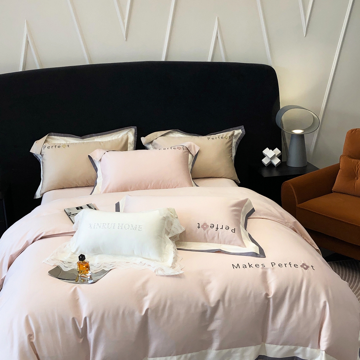 91家纺网 家纺一手货源 找家纺 （总）蕾诺家纺 2026秋冬新款100s高奢典藏简约全棉四件套-莫斯科系列