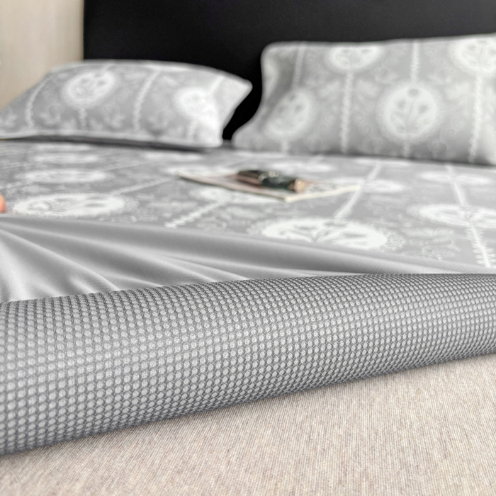 91家纺网 家纺一手货源 找家纺 麋兔 2026新款PE聚乙中分子提花床笠款凉席席子 法风小香