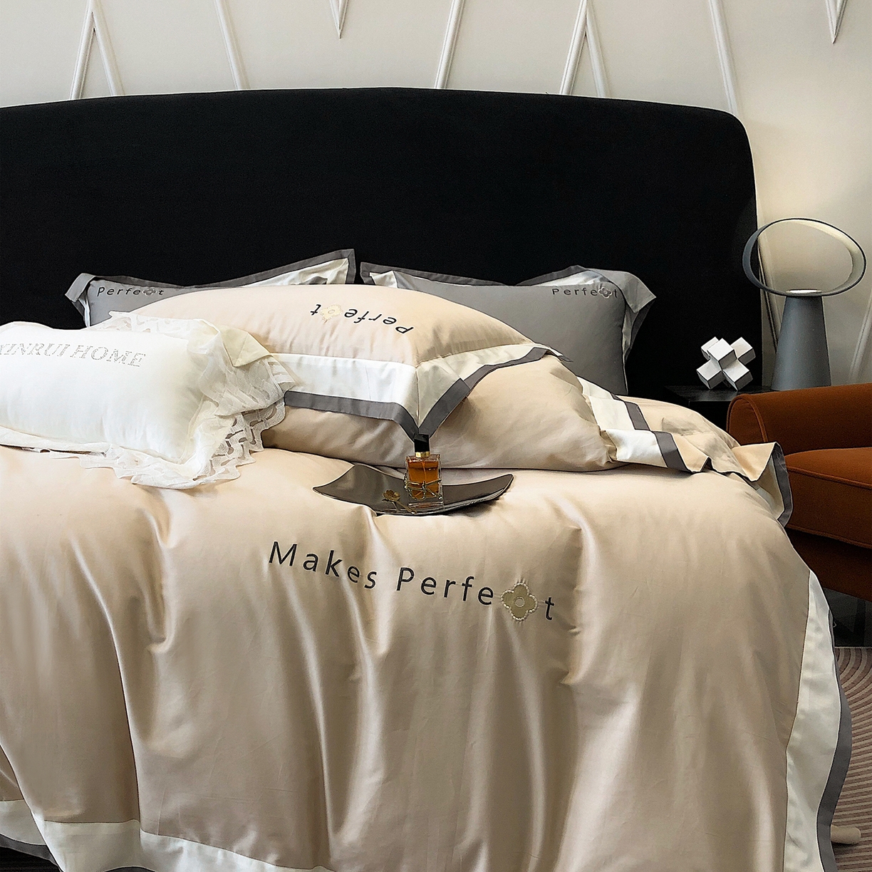 91家纺网 家纺一手货源 找家纺 蕾诺家纺 2026秋冬新款100s高奢典藏简约全棉四件套-莫斯科系列 莫斯科-香槟