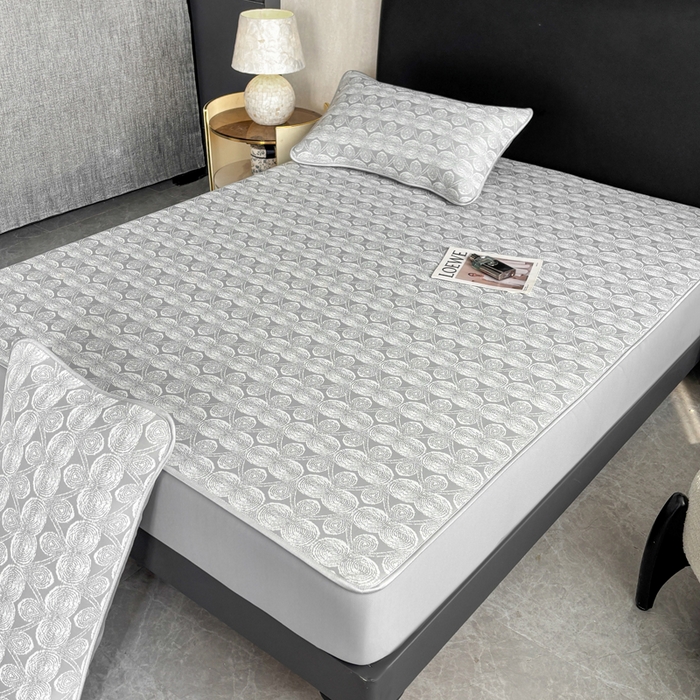 91家纺网 家纺一手货源 找家纺 麋兔 2026新款PE聚乙中分子提花床笠款凉席席子 雾影