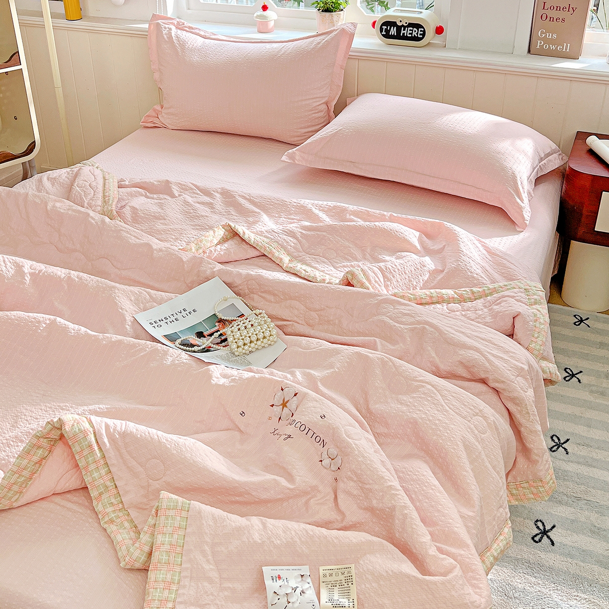 91家纺网 家纺一手货源 找家纺 （总）优承佳生活馆 2026新款超柔泡芙棉烫画棉花夏被（提供买家秀）