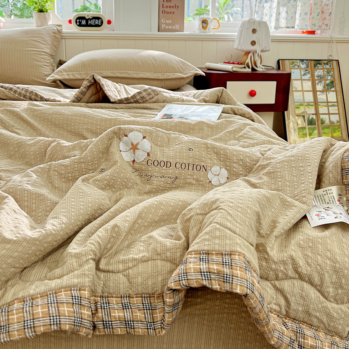 91家纺网 家纺一手货源 找家纺 优承佳生活馆 2026新款超柔泡芙棉烫画棉花夏被（提供买家秀） 泡芙-咖