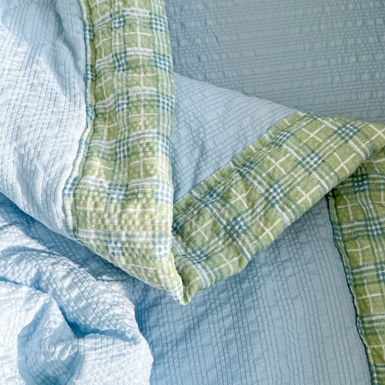 91家纺网 家纺一手货源 找家纺 优承佳生活馆 2026新款超柔泡芙棉烫画棉花夏被（提供买家秀） 泡芙-蓝