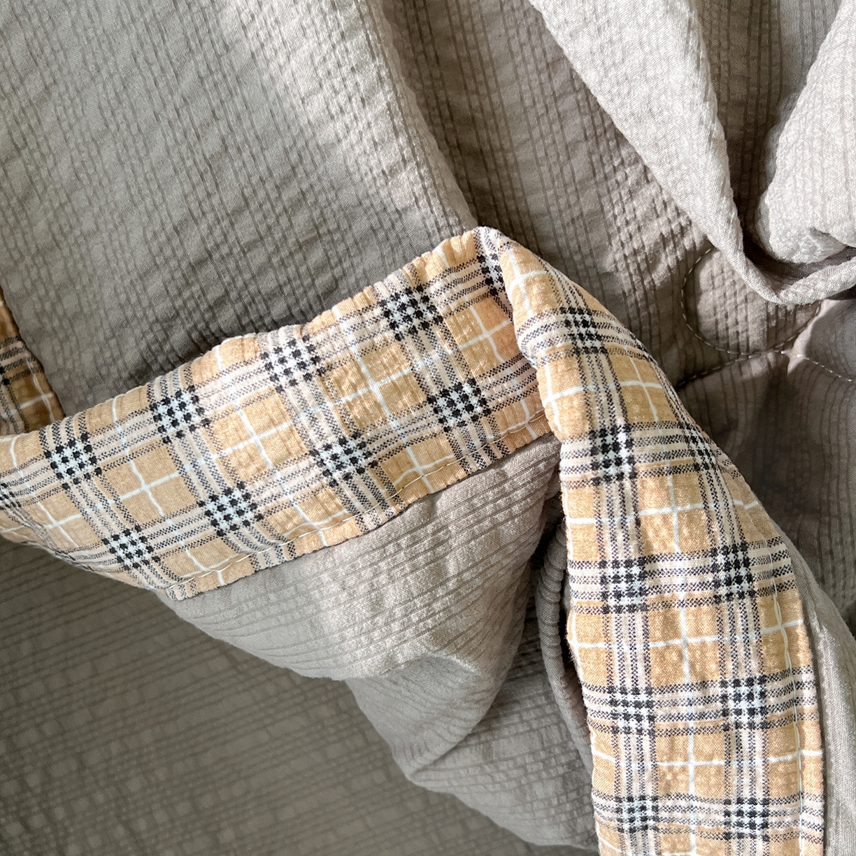 91家纺网 家纺一手货源 找家纺 优承佳生活馆 2026新款超柔泡芙棉烫画棉花夏被（提供买家秀） 泡芙-灰