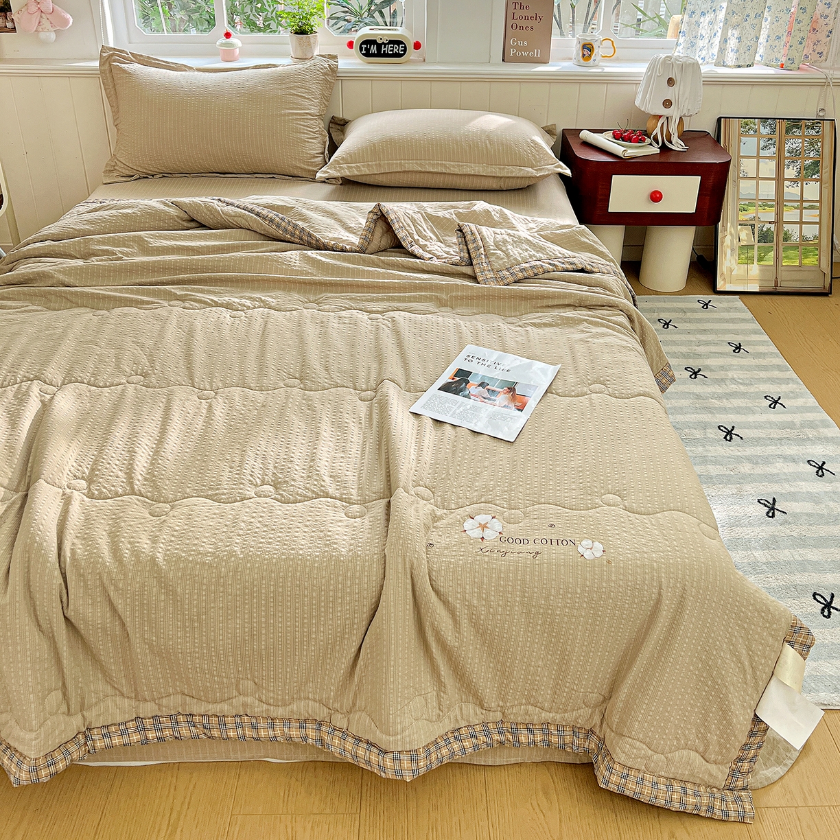 91家纺网 家纺一手货源 找家纺 优承佳生活馆 2026新款超柔泡芙棉烫画棉花夏被（提供买家秀） 泡芙-咖