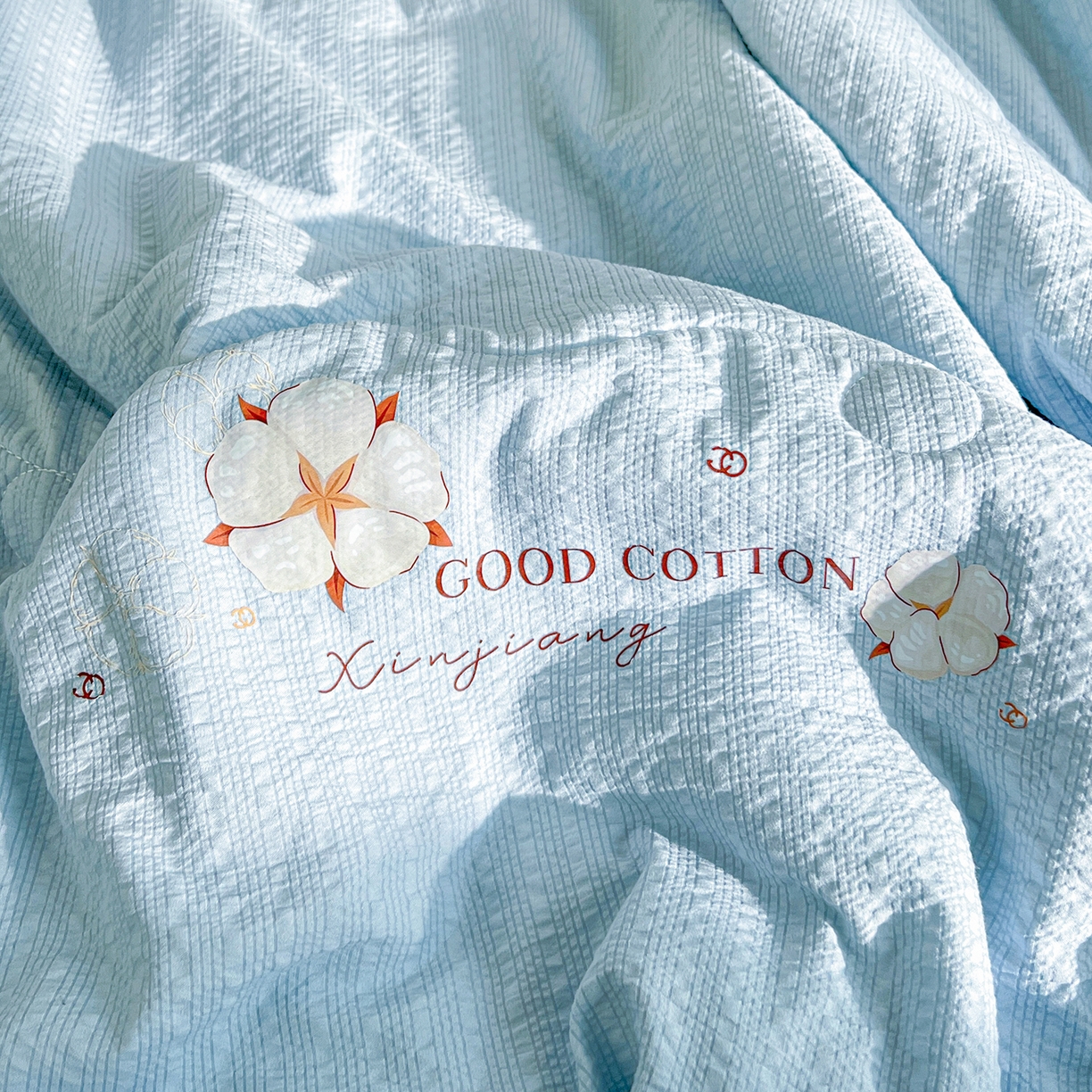 91家纺网 家纺一手货源 找家纺 优承佳生活馆 2026新款超柔泡芙棉烫画棉花夏被（提供买家秀） 泡芙-蓝
