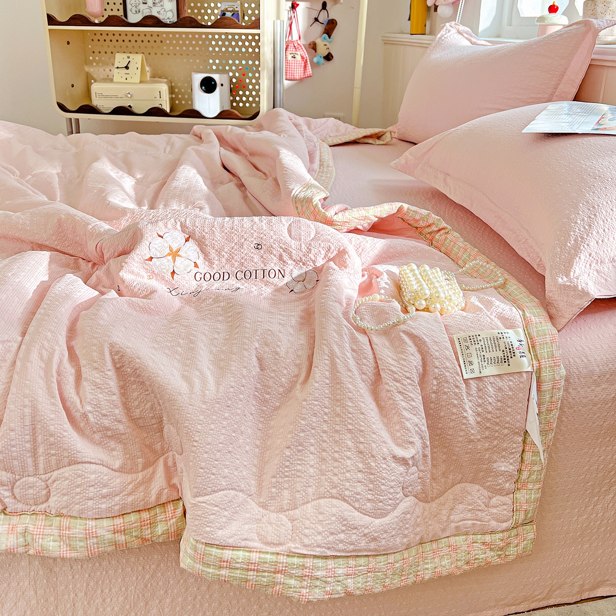 91家纺网 家纺一手货源 找家纺 优承佳生活馆 2026新款超柔泡芙棉烫画棉花夏被（提供买家秀） 泡芙-粉